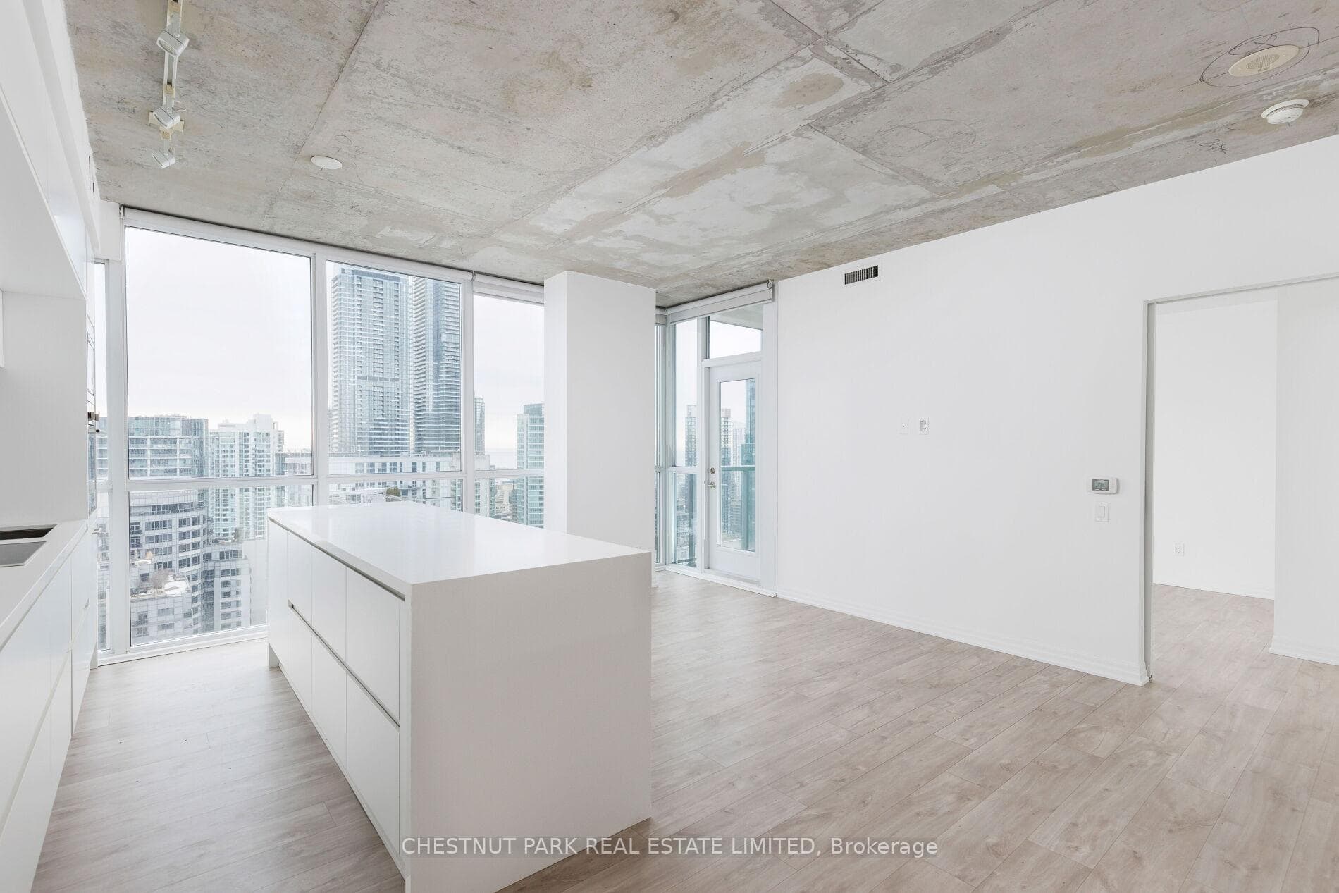 88 Blue Jays Way Unit 2706 photo 11