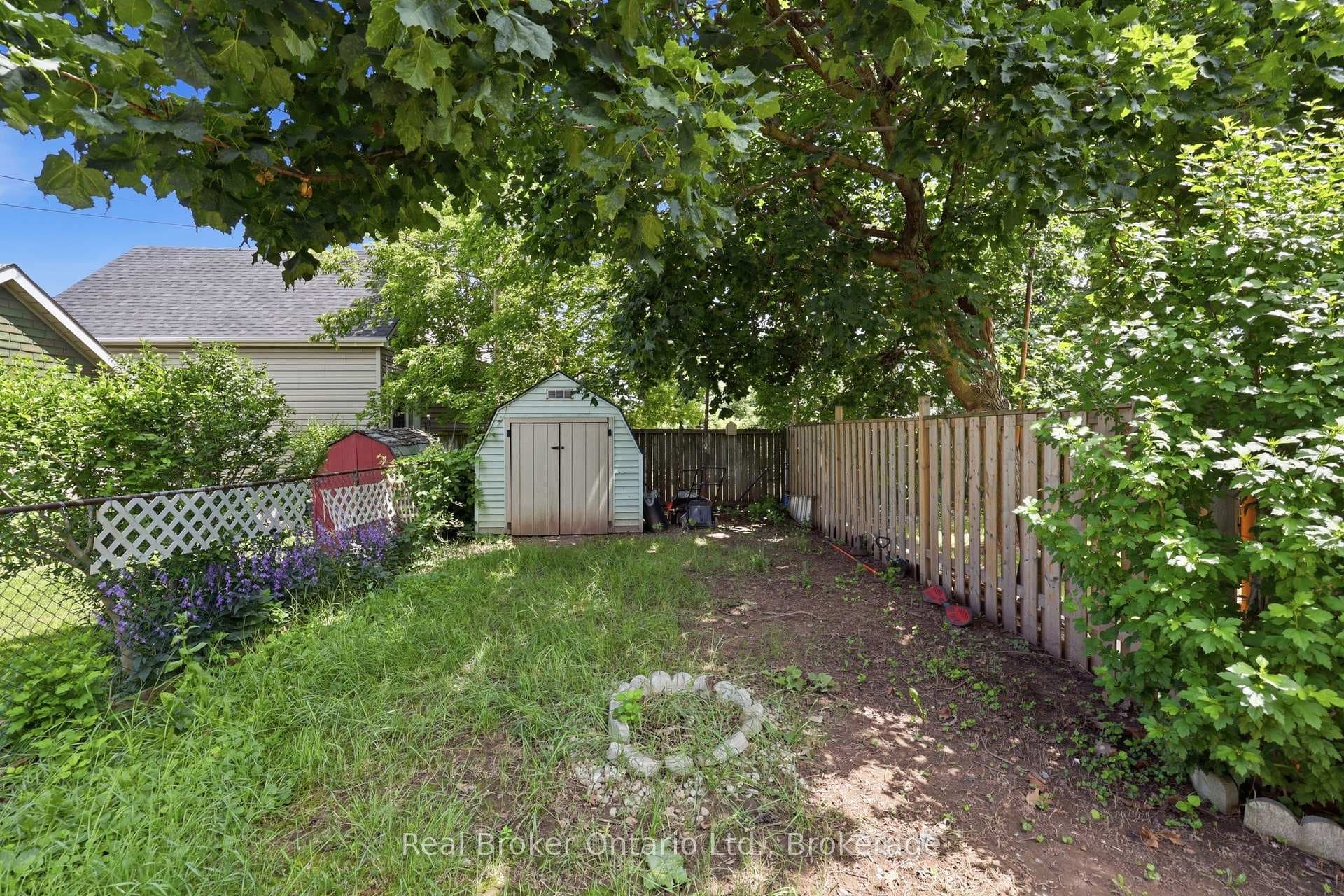 56 Harmony Avenue photo 29