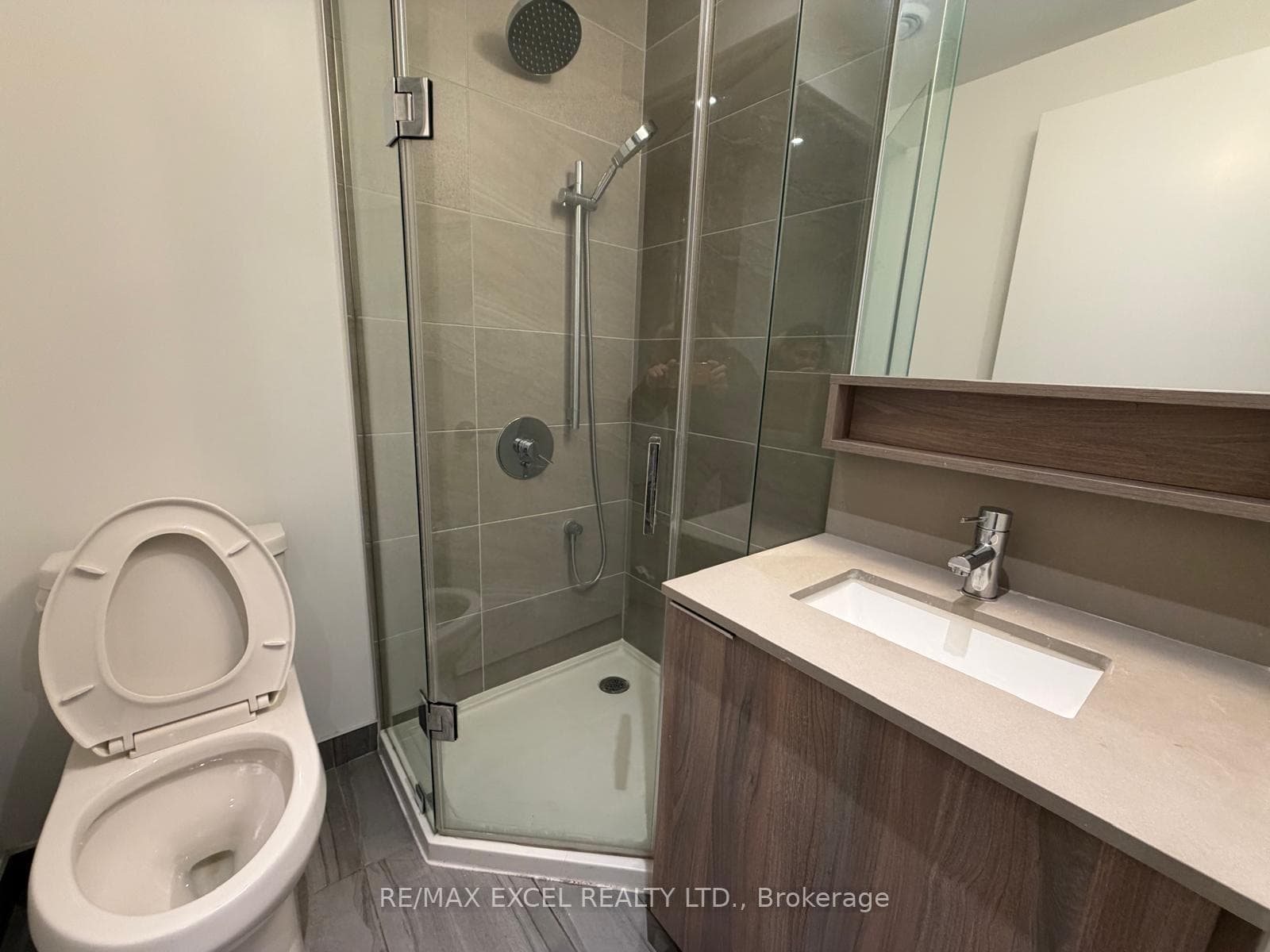 950 Portage Parkway Unit 2915 photo 14