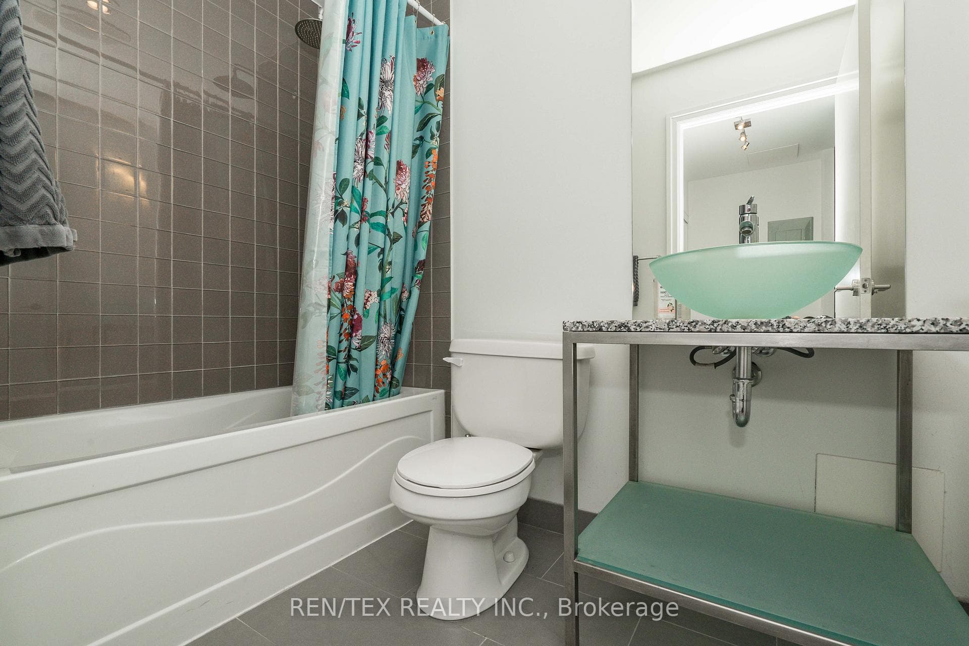 33 MILL Street Unit 2905 photo 13