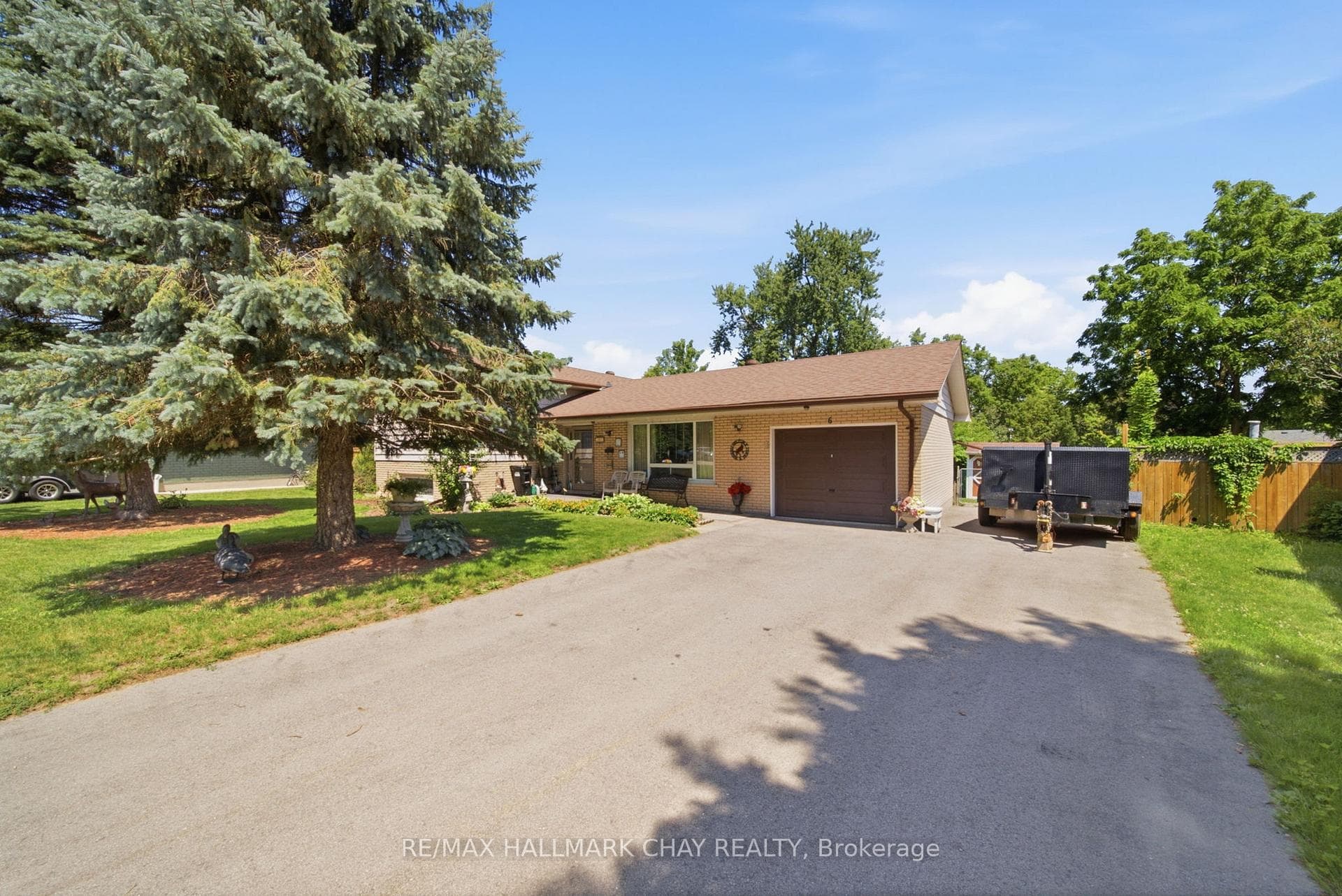 6 Highcroft Drive photo 2