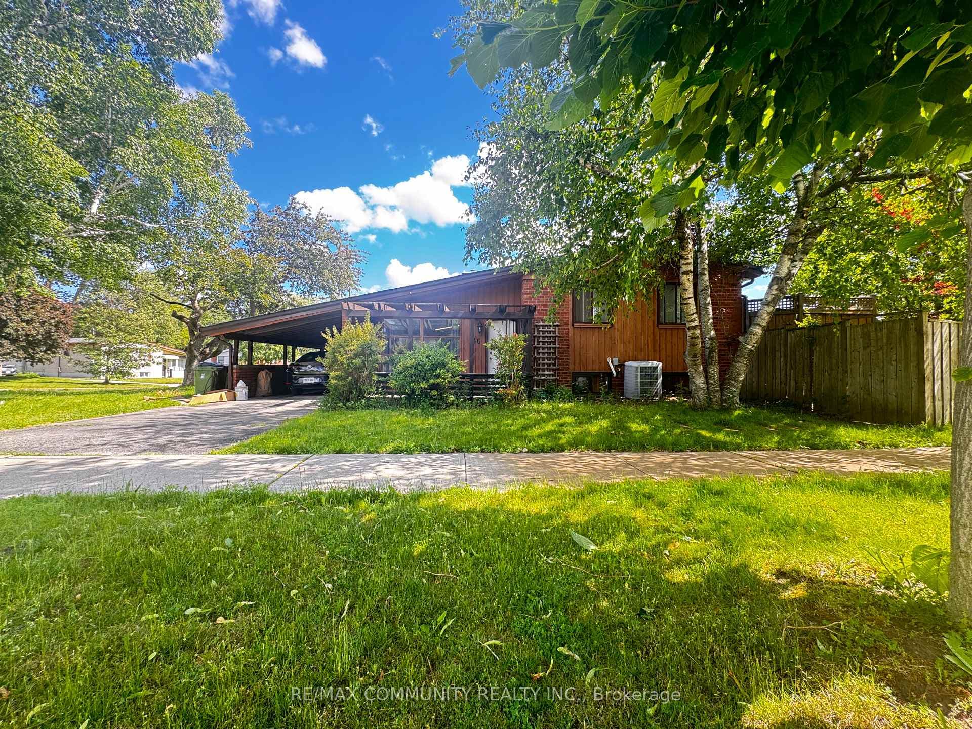 36 Benprice Court photo 3