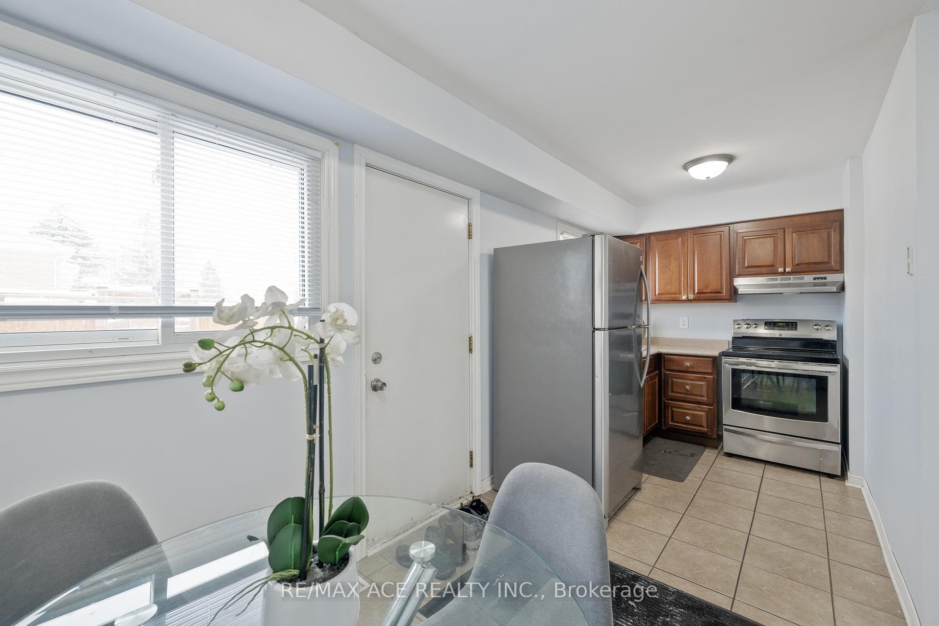 1725 Ernest Avenue Unit 4 photo 10