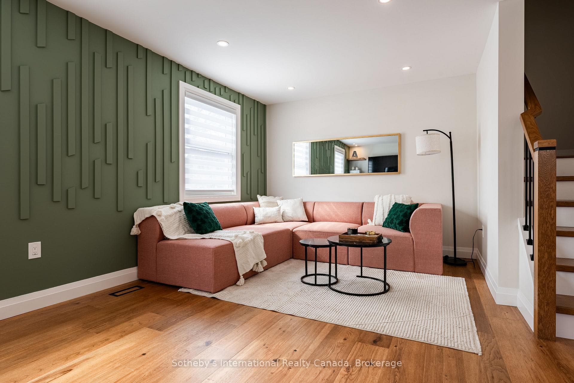 26 Glen Eden Court photo 14