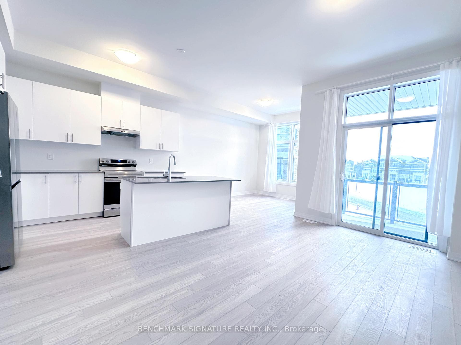 20 Millman Lane photo 4