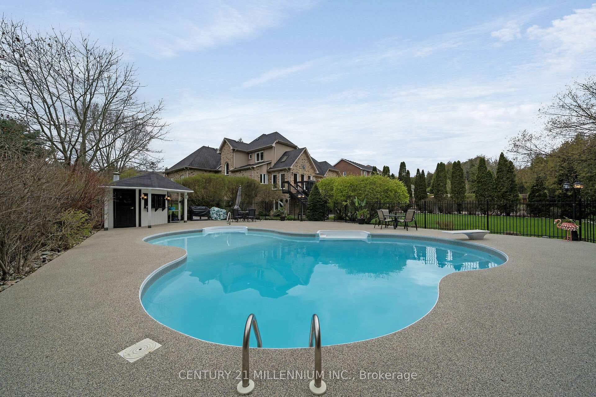 49 Waterford Drive photo 46