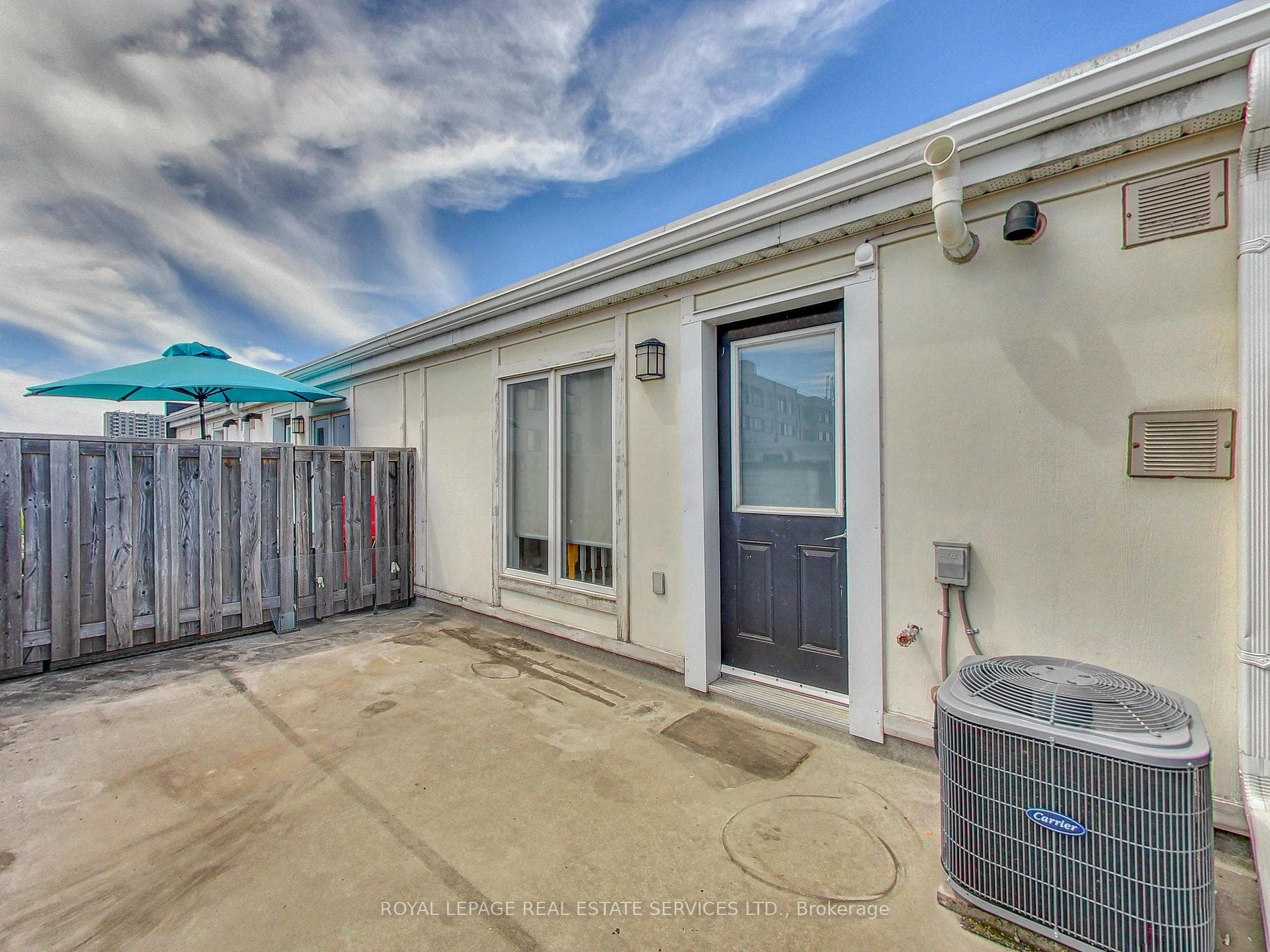 20 Laidlaw Street Unit 1112 photo 22