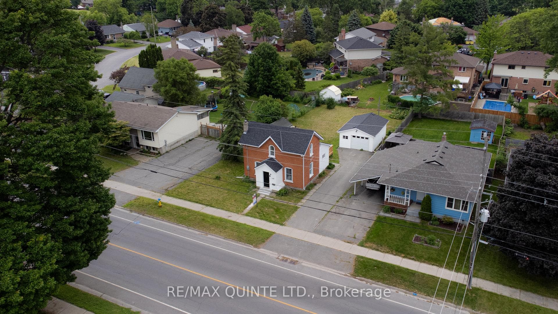303 Herchimer Avenue photo 36