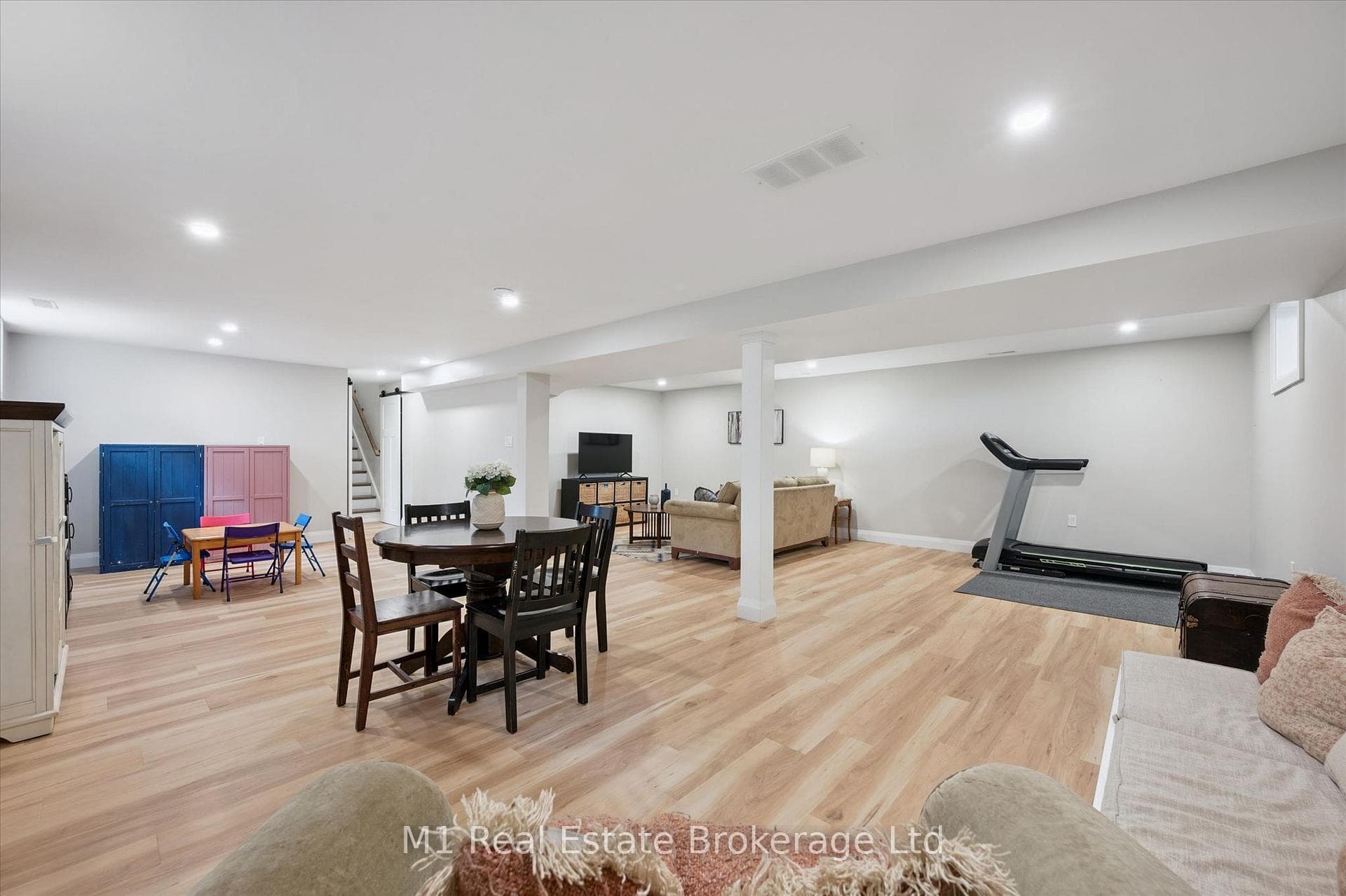 8687 Wellington Rd 22 N/A photo 40
