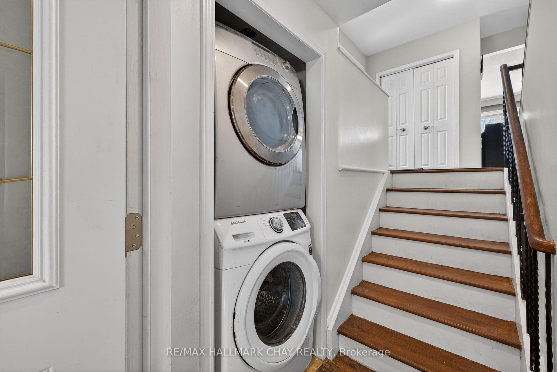 8 Ladywood Drive photo 23