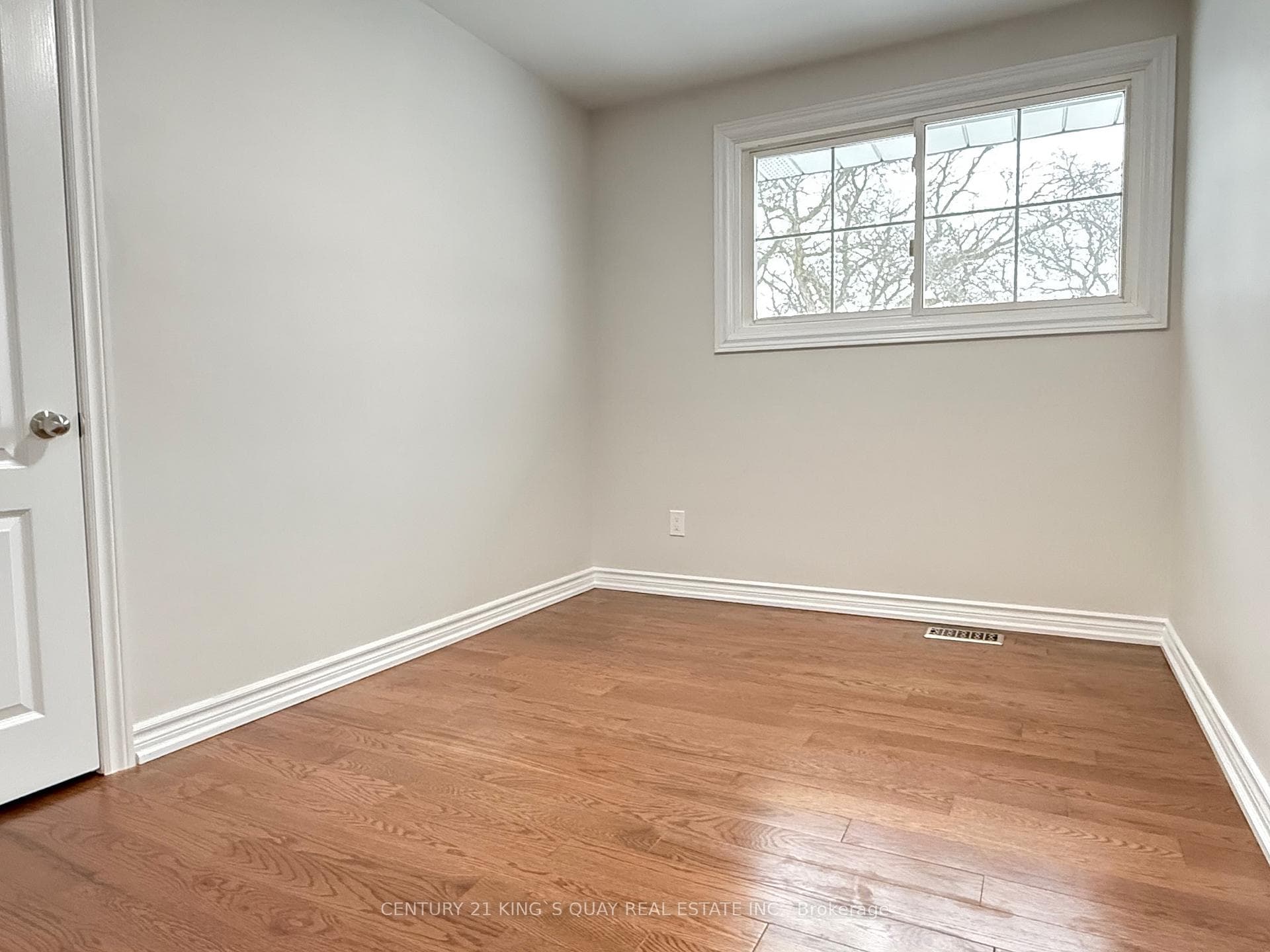 4383 Petrie Court Unit Upper photo 9