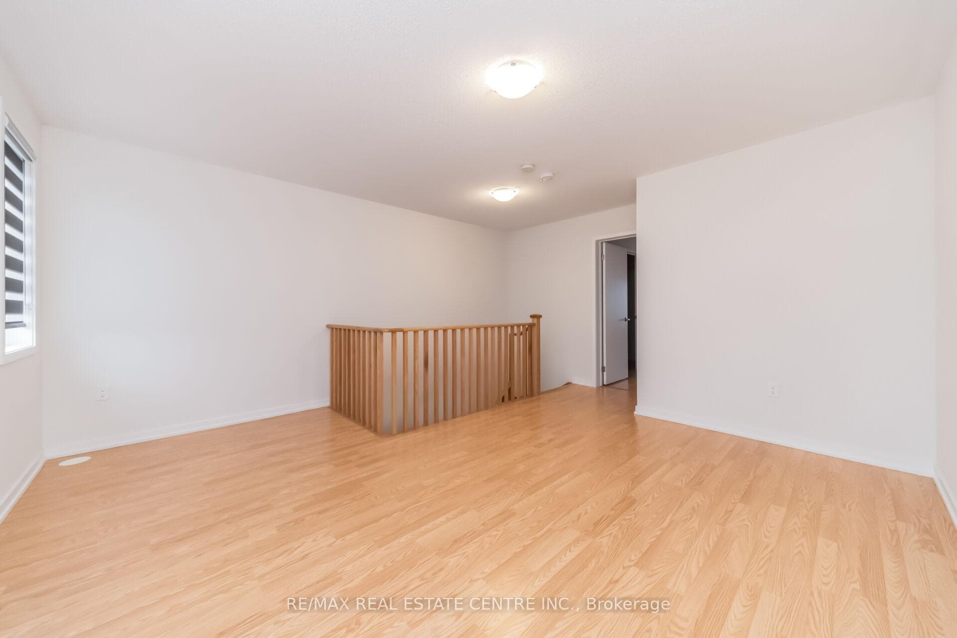 30 Lambert Lane photo 35