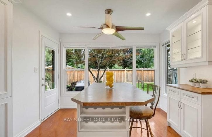 1485 Greenbriar Drive photo 6
