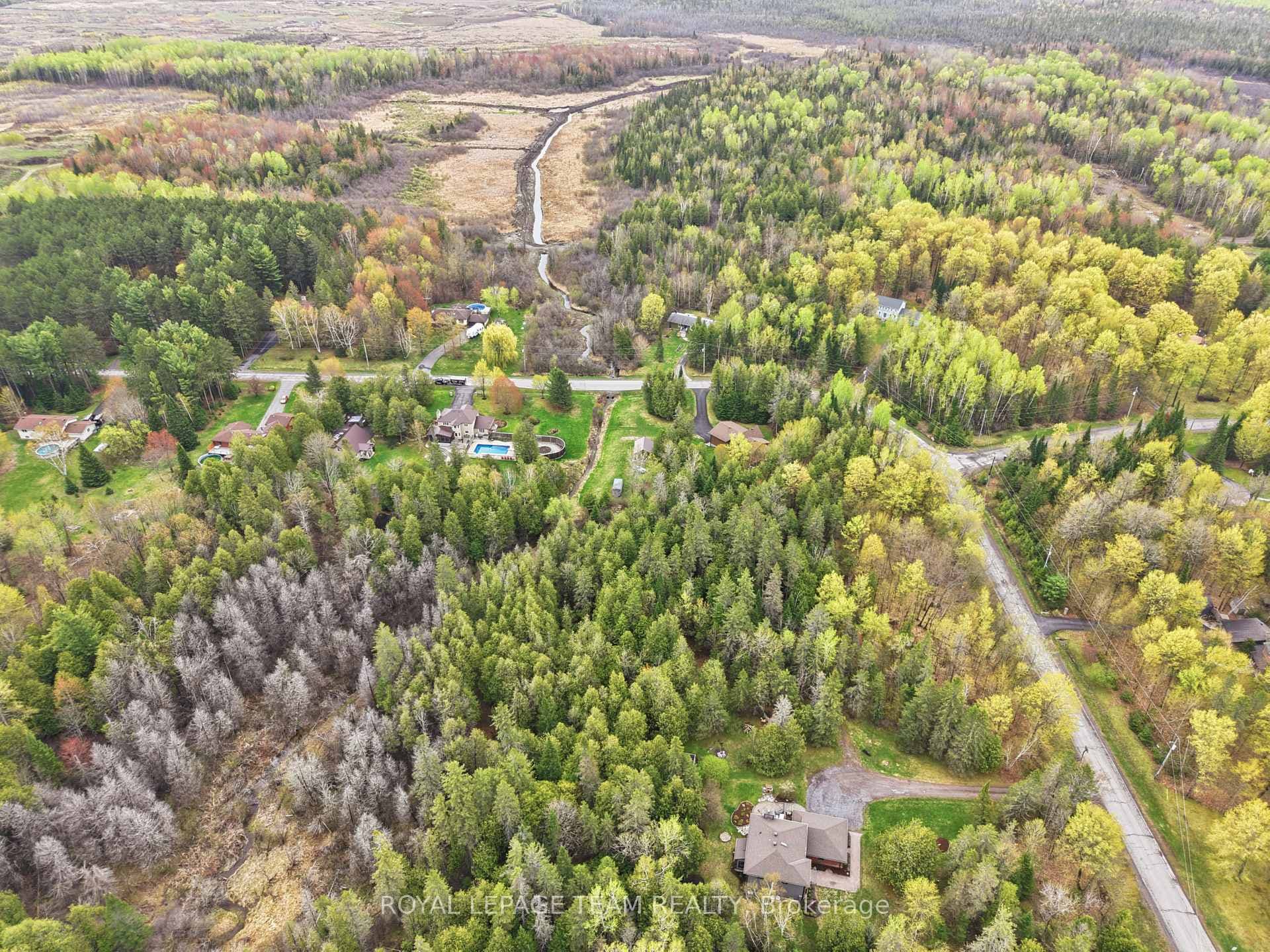 105 Pleasant Creek Drive photo 4
