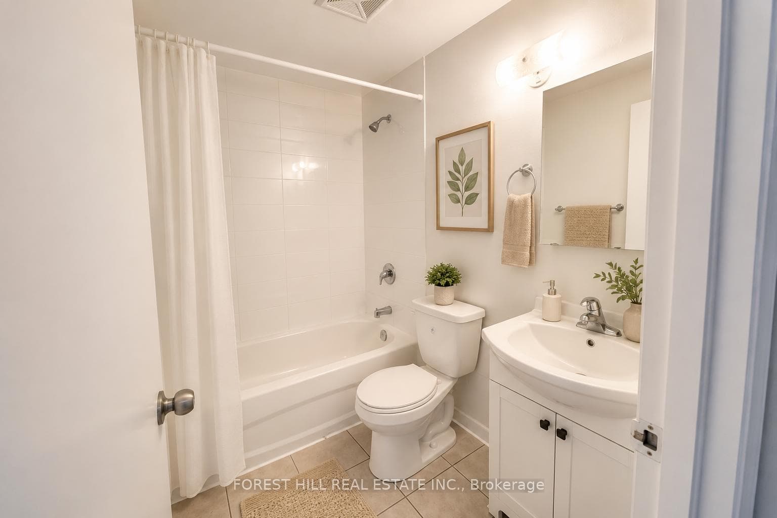 195 Kennedy Road Unit 101 photo 6