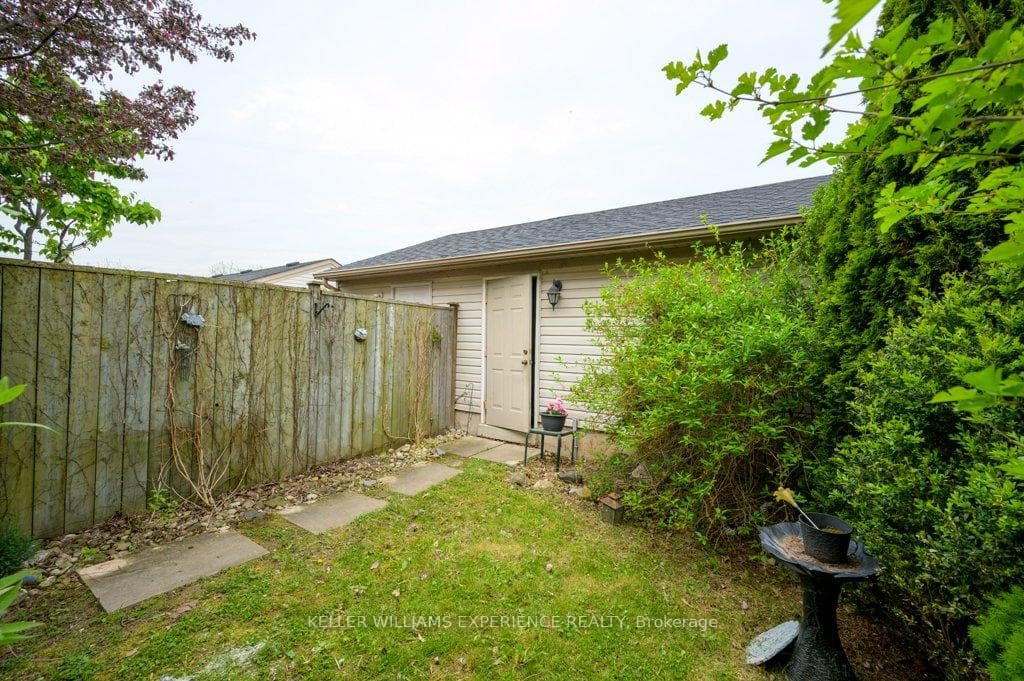 2136 Forest Gate Park photo 26