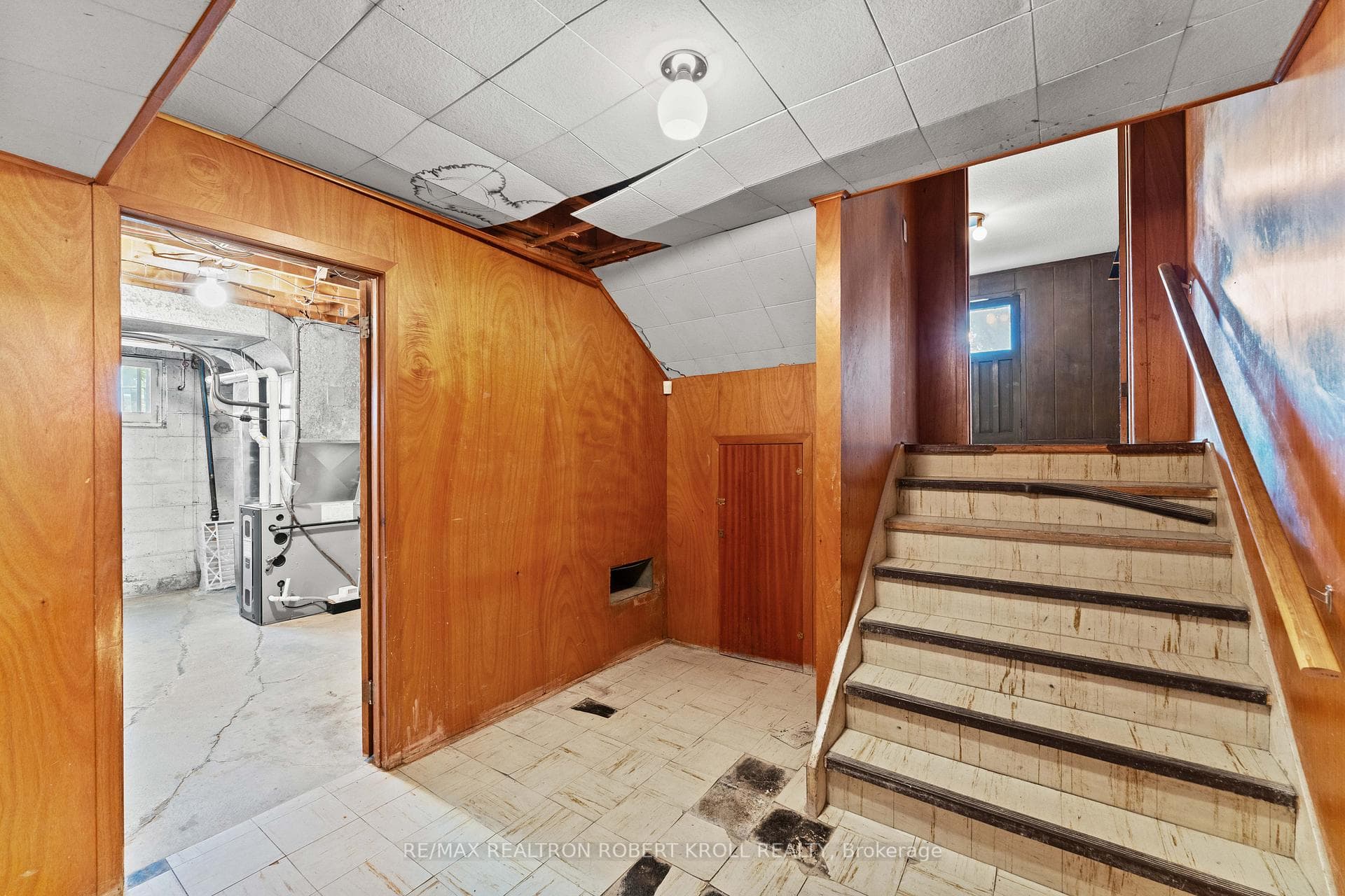 142 Faywood Boulevard photo 33