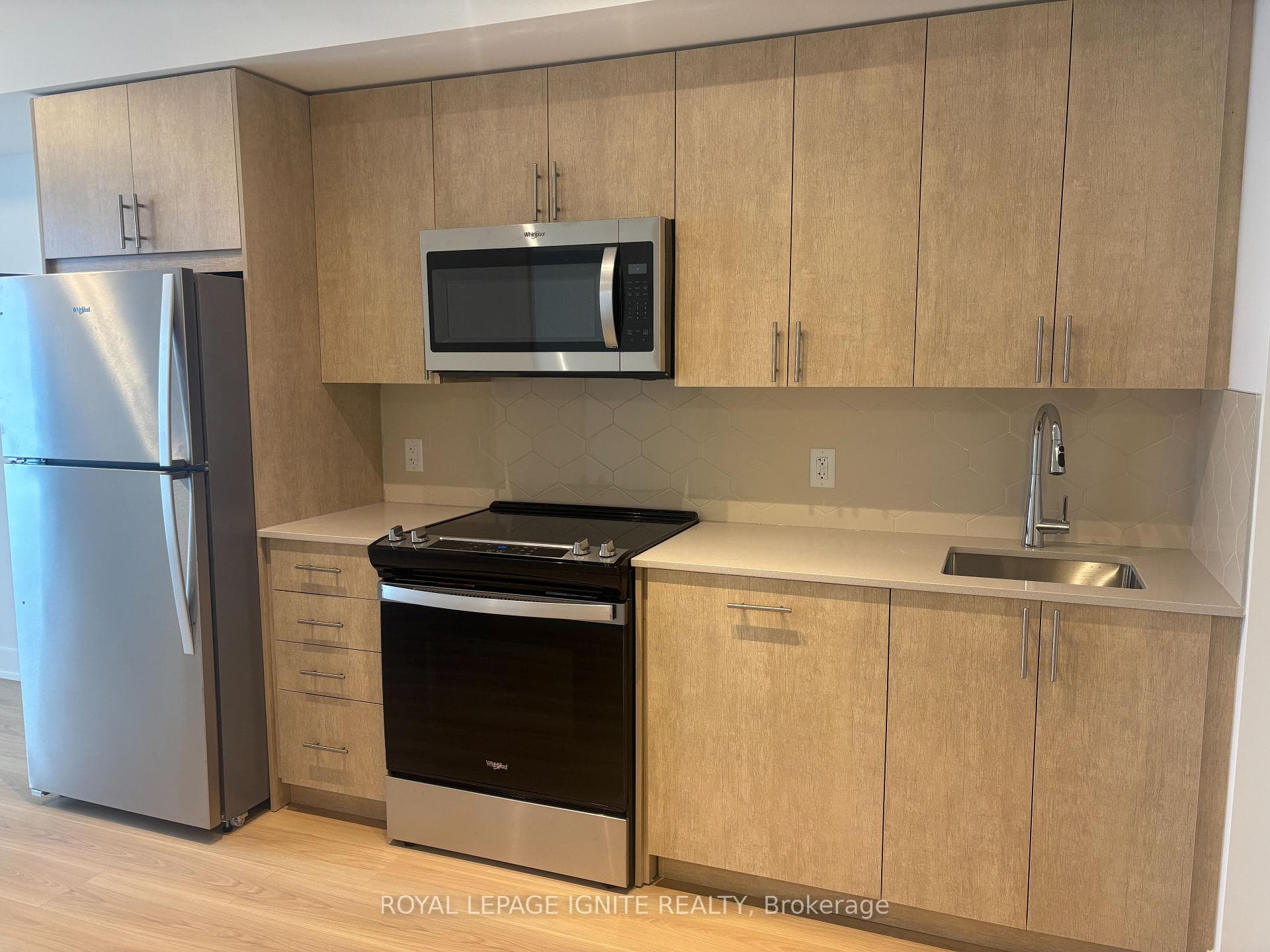 2545 Simcoe Street Unit 1025 photo 5