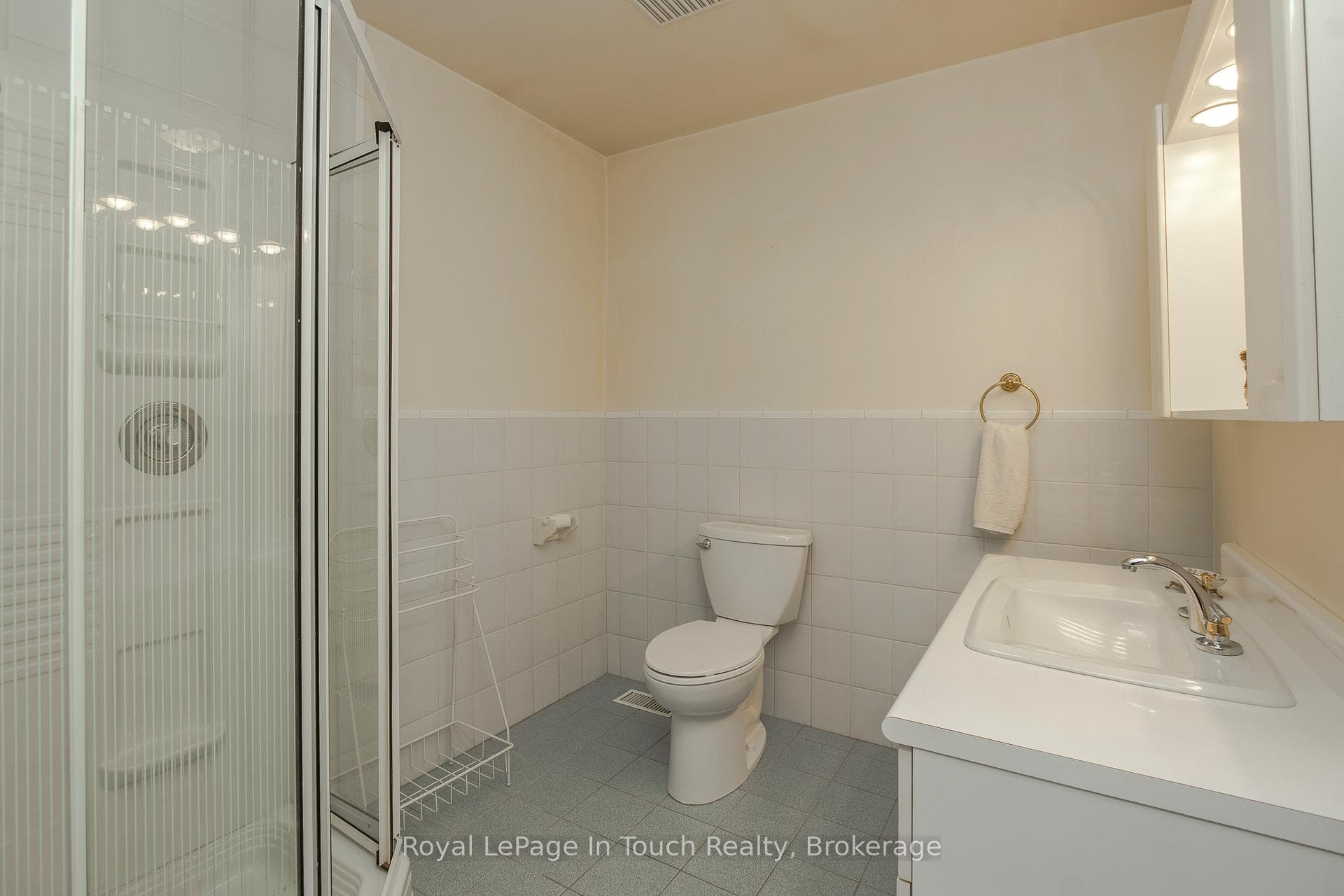 487 Tiny Beaches Road photo 23