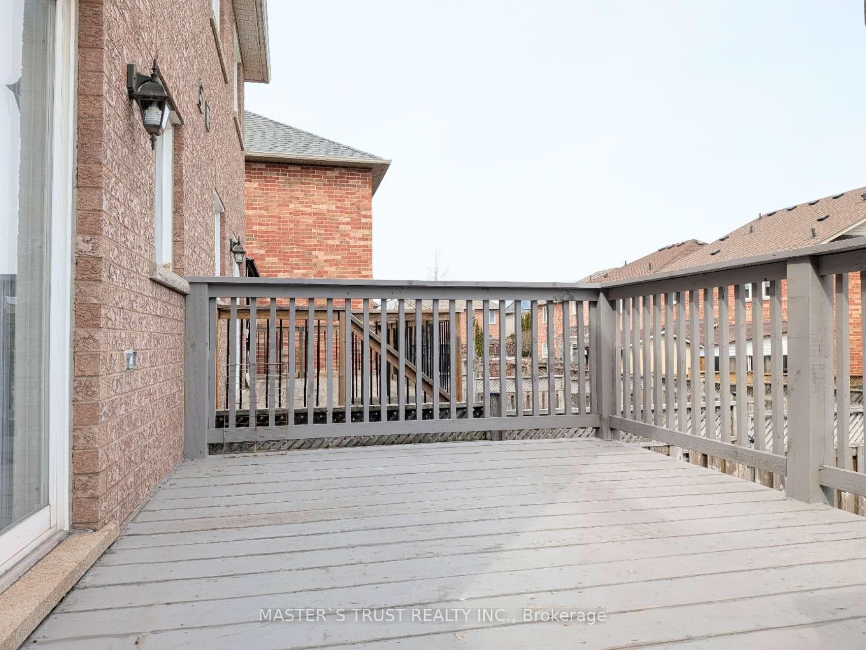 66 Gail Parks Crescent photo 17