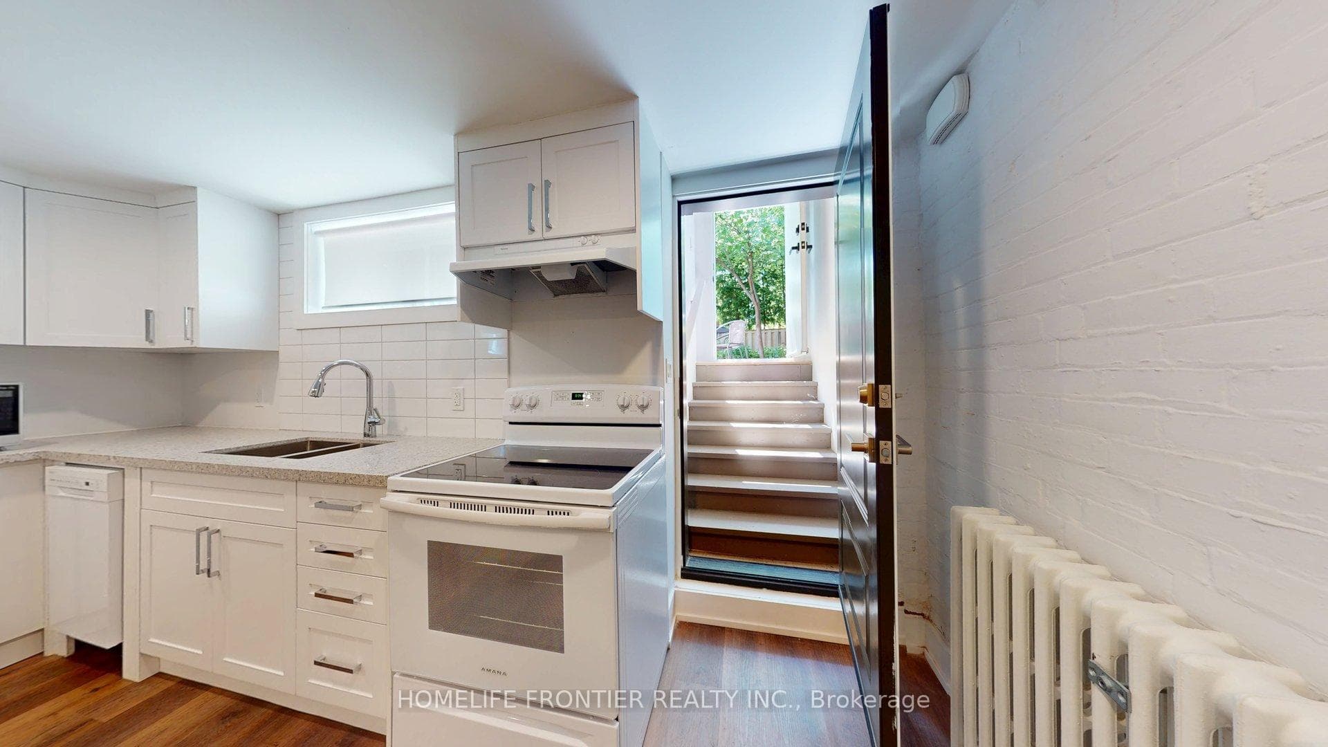 74 Highcroft Road Unit Lower Rear photo 5