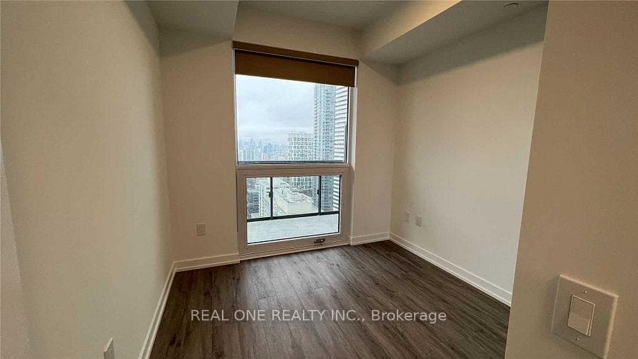 39 roehampton Avenue Unit 2203 photo 7