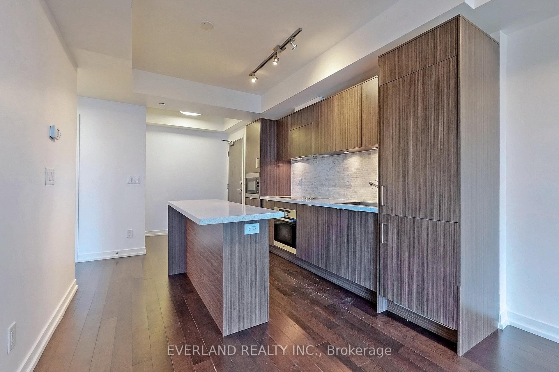 21 Widmer Street Unit 1507 photo 5