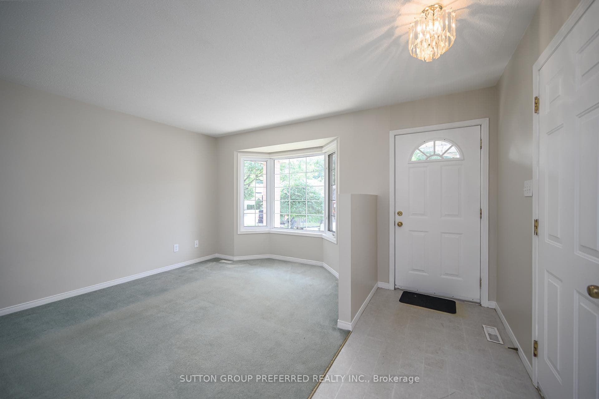78 Kennedy Place photo 4