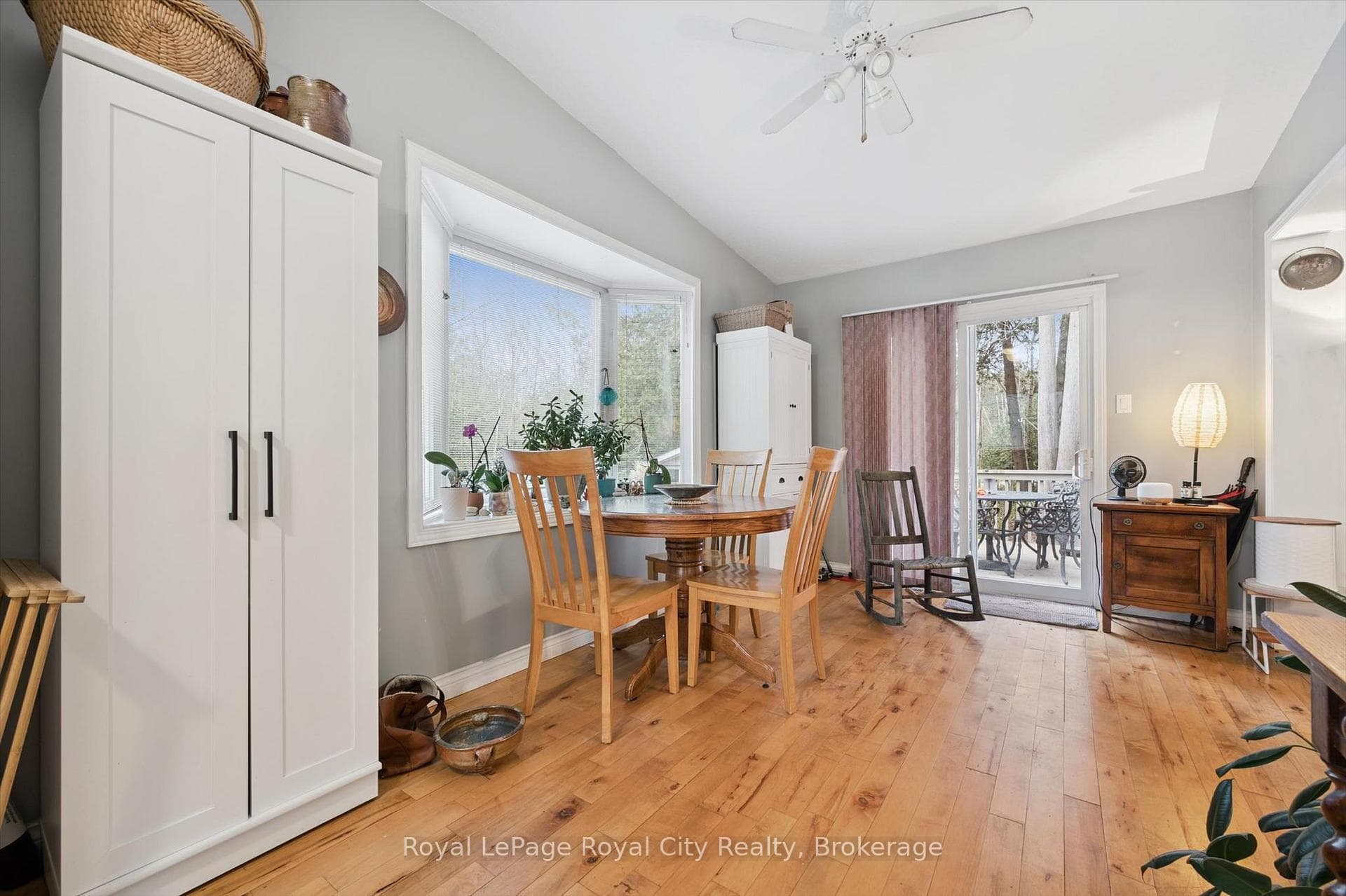 10 Spruce Avenue photo 10