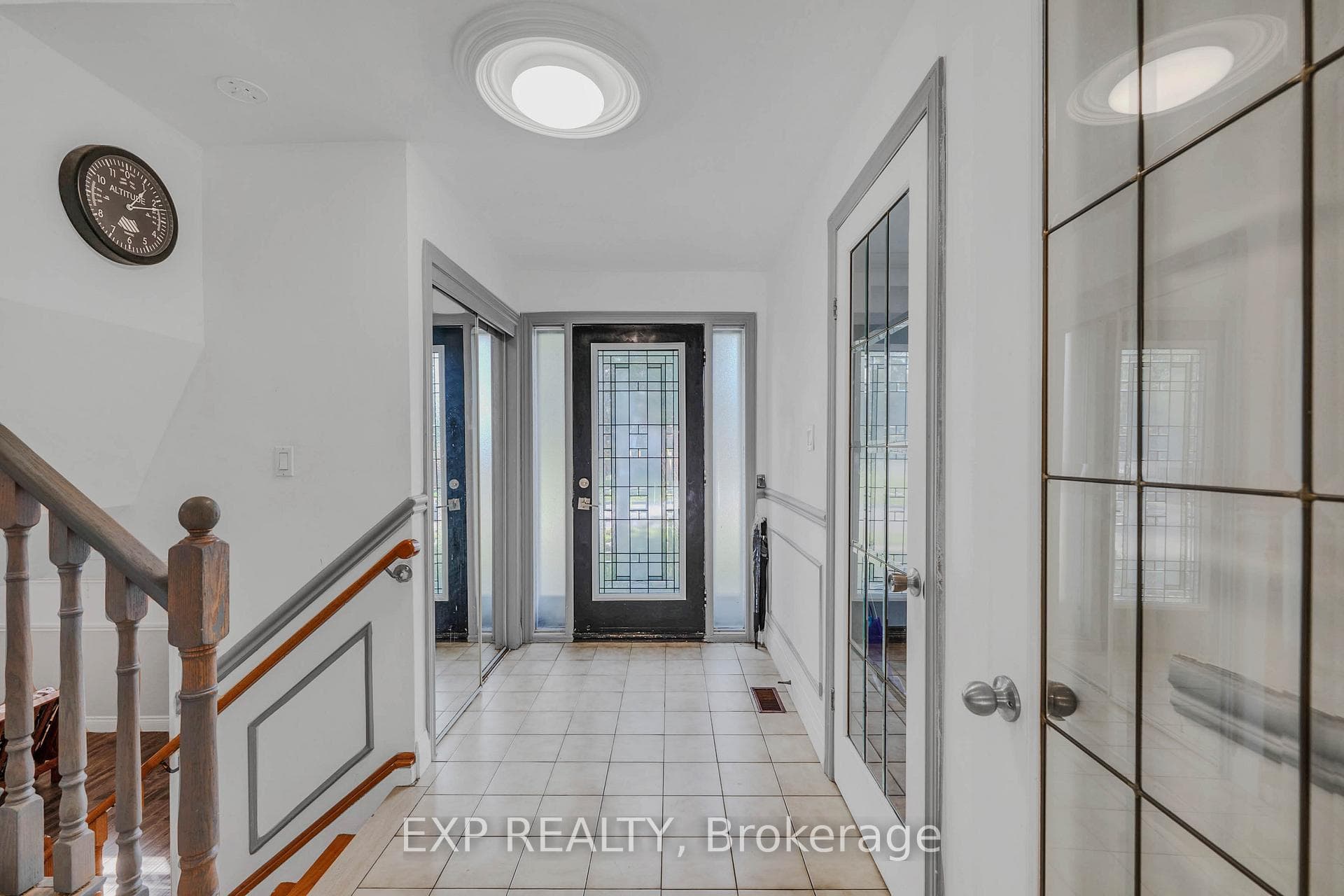 7201 Sigsbee Drive photo 4
