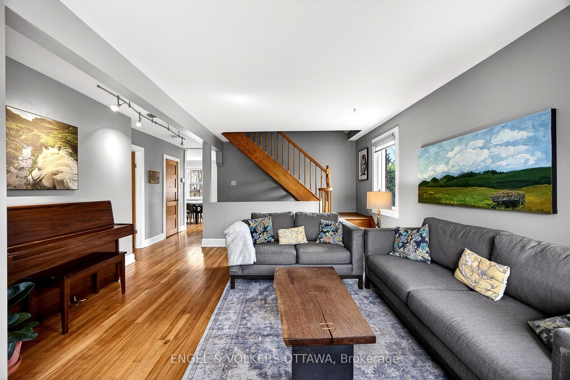 166 Wesley Avenue photo 6