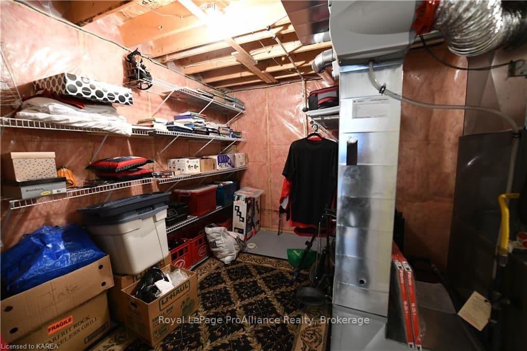 63 ELLESMEER Avenue photo 22