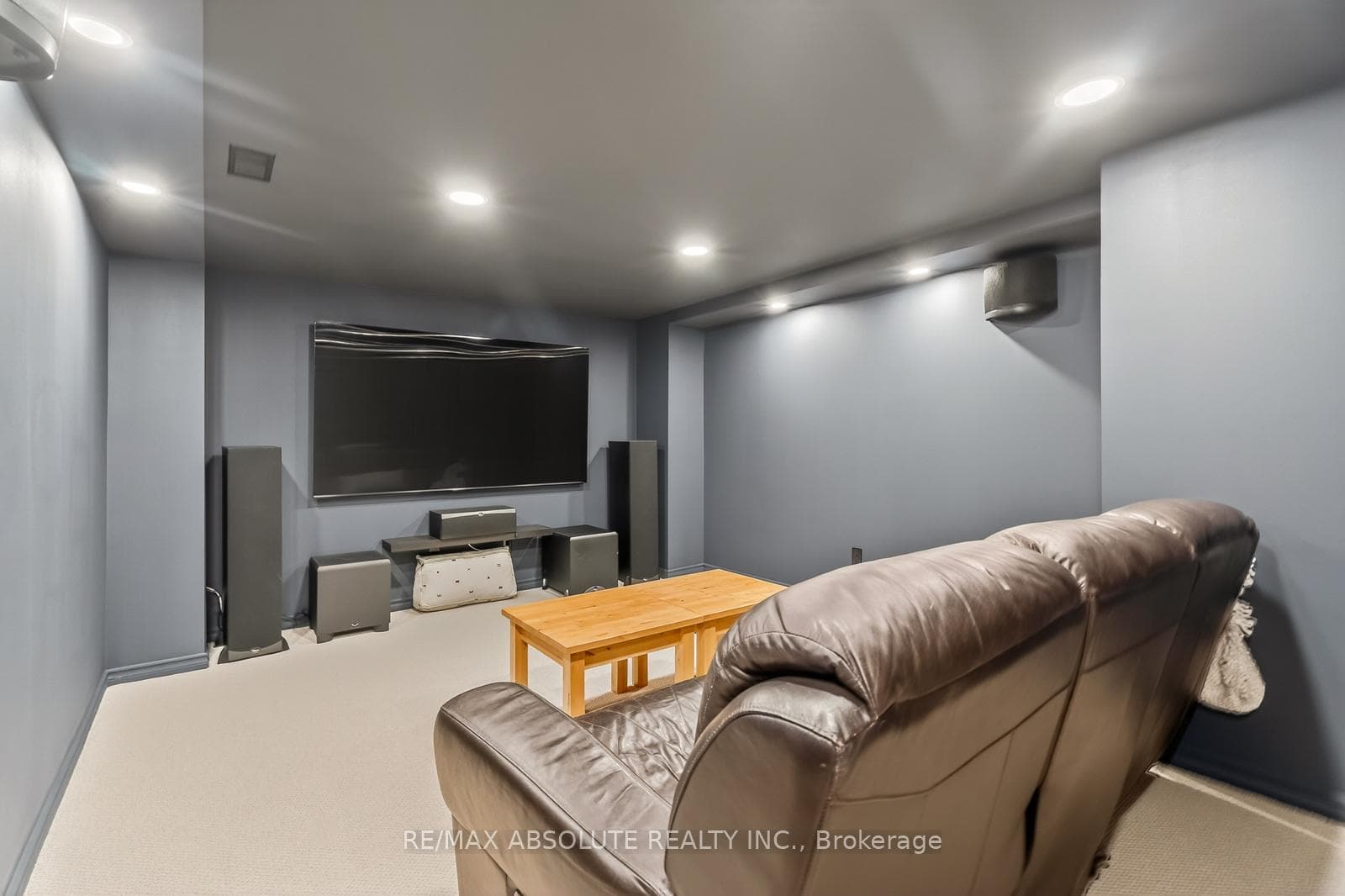 72 Riverstone Drive photo 35