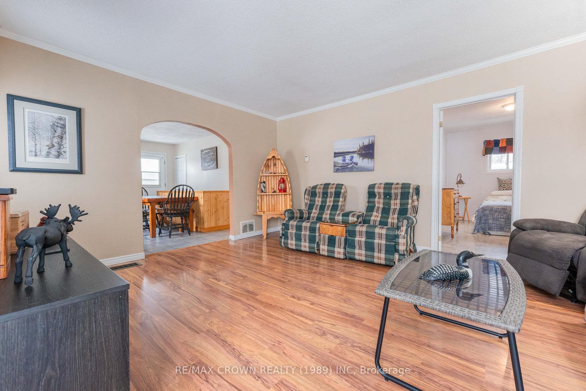16 Lasalle Avenue photo 9