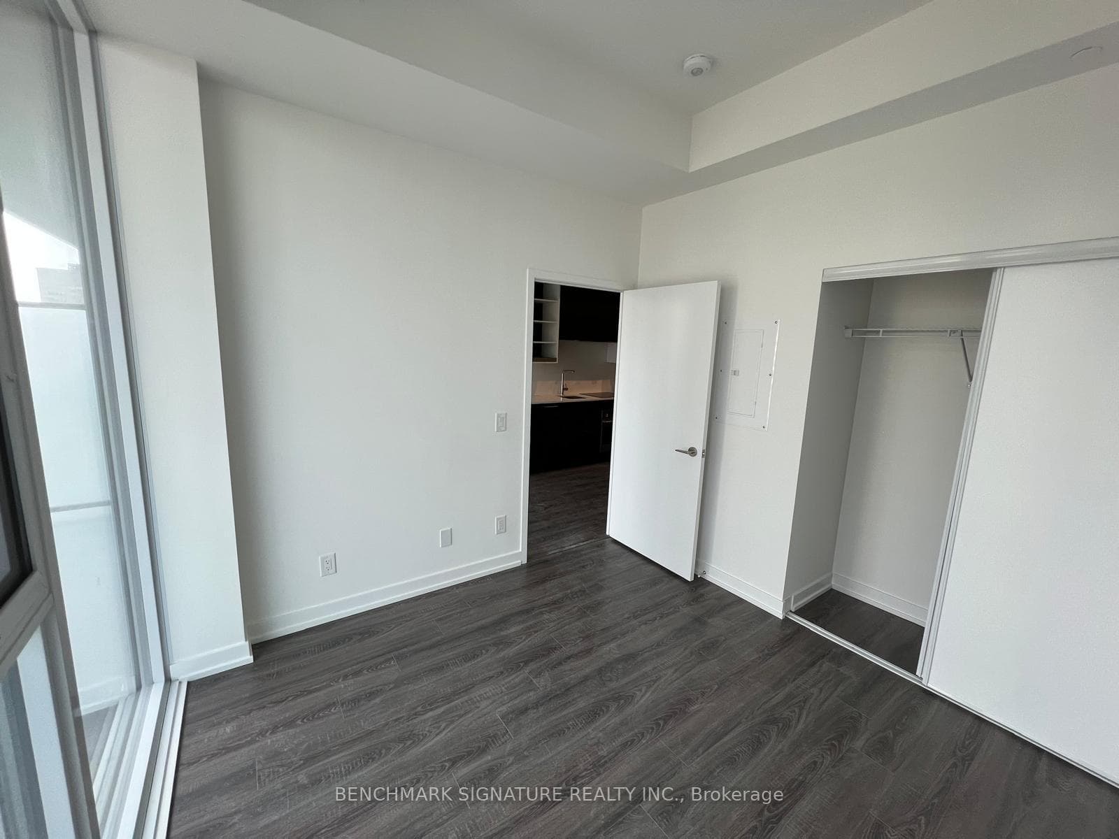 20 Edward Street Unit 2104 photo 7
