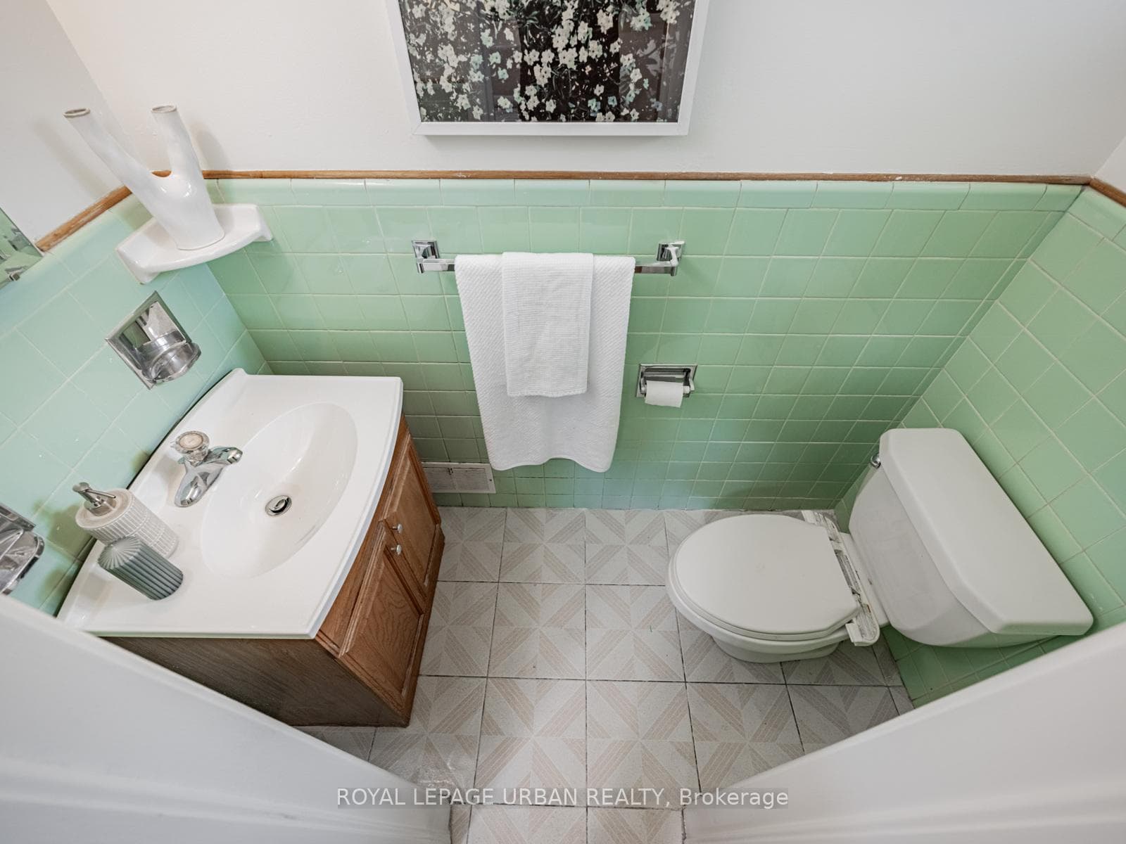 85 Farningham Crescent photo 25