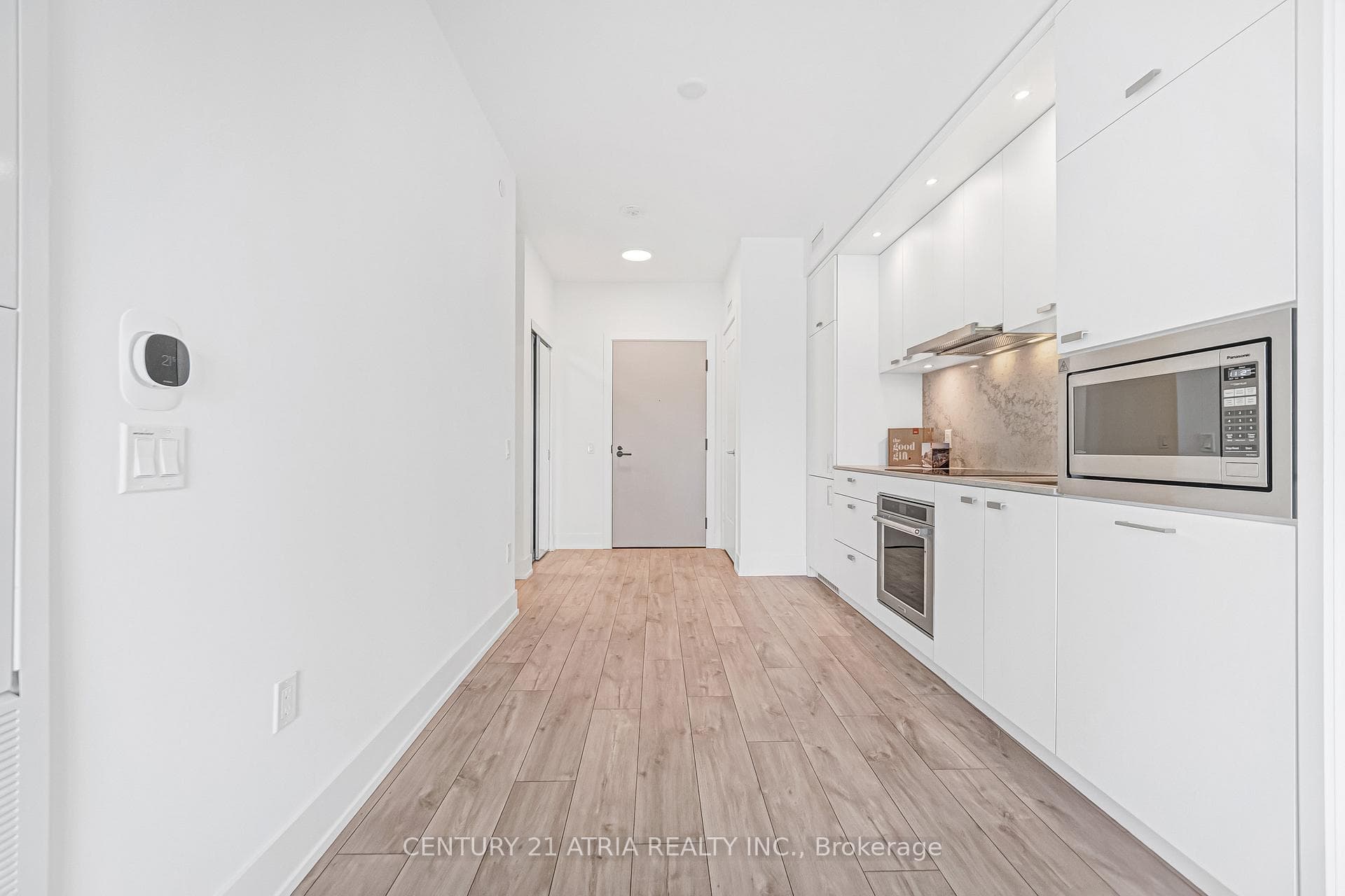 858 Dupont Street Unit 322 photo 5