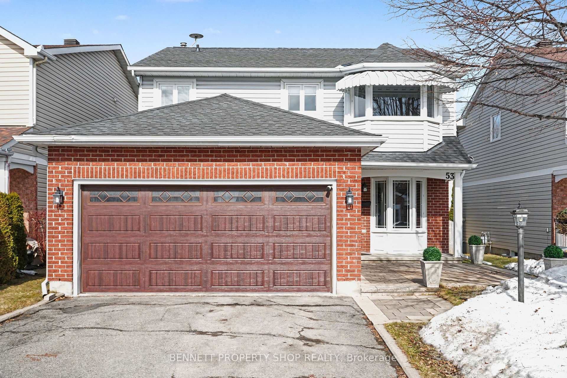 53 Filion Crescent photo 1