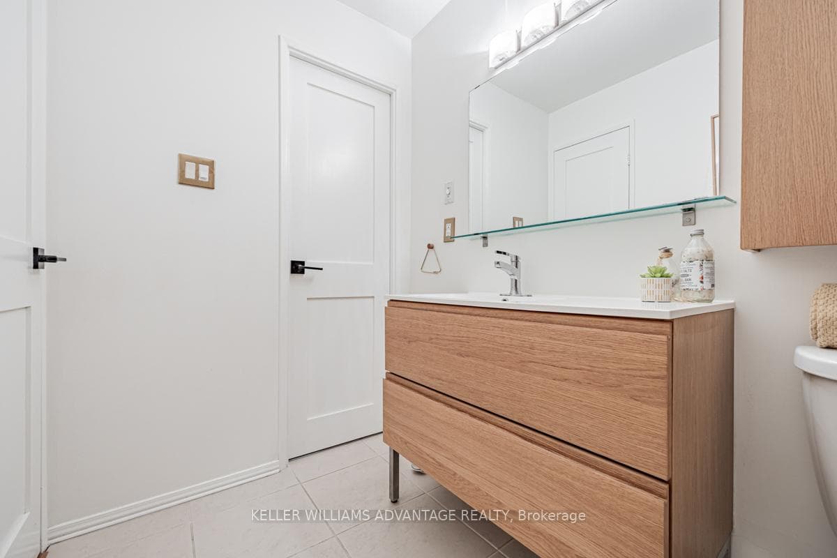 83 Pape Avenue Unit 16 photo 23