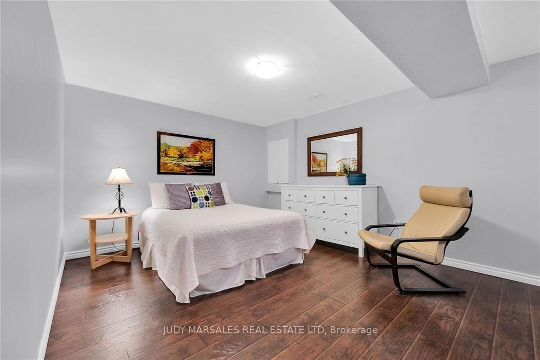 132 Davidson Boulevard photo 37
