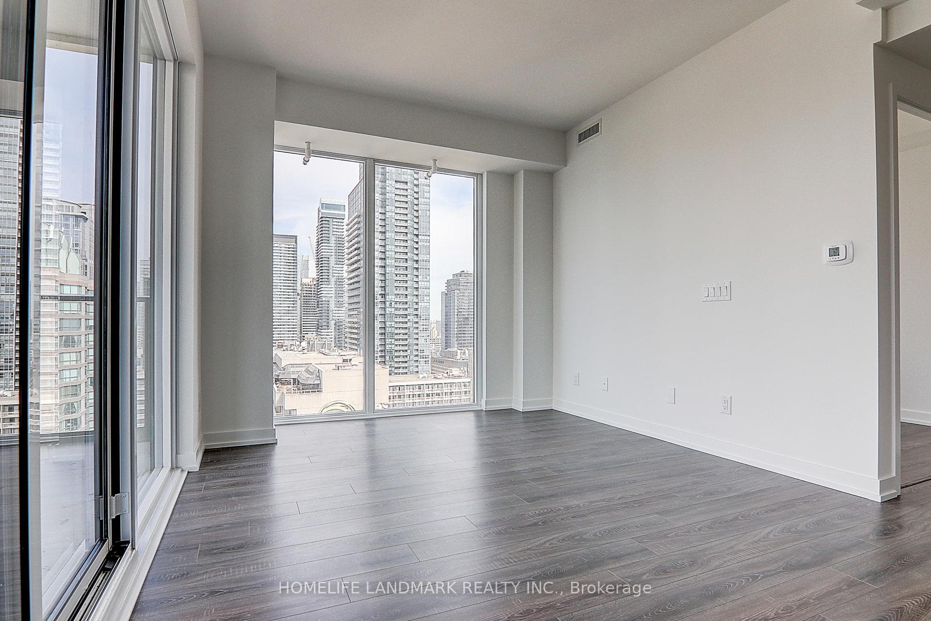 20 Edward Street Unit 2715 photo 11