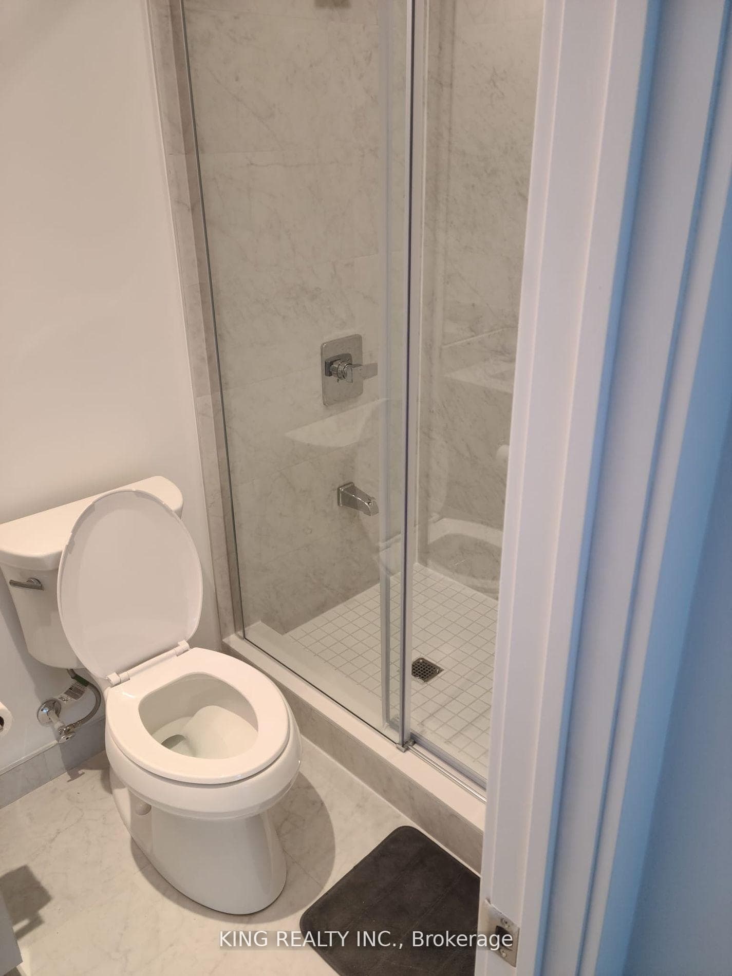 395 Bloor Street Unit 5302 photo 9