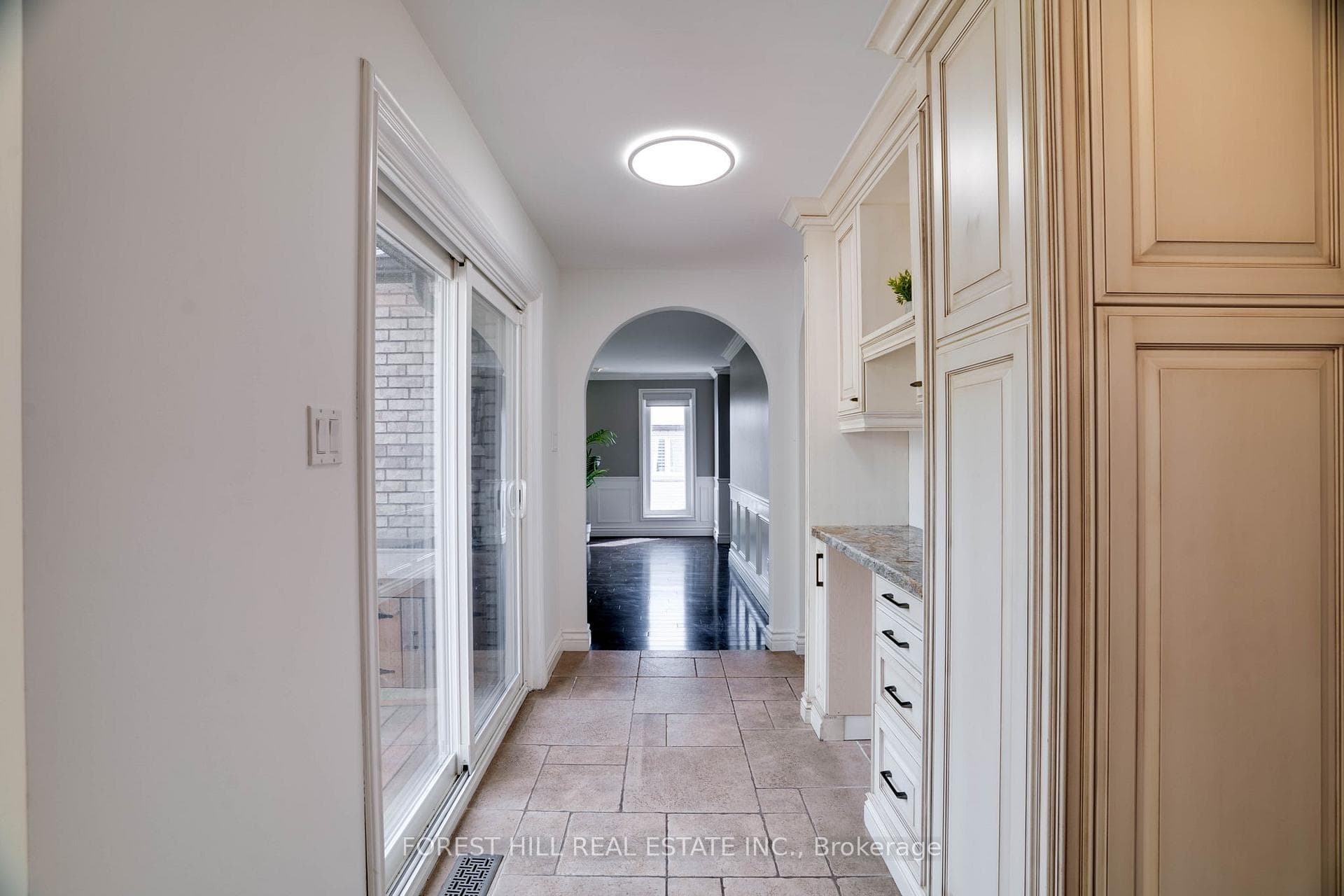 244 Waterloo Avenue photo 14