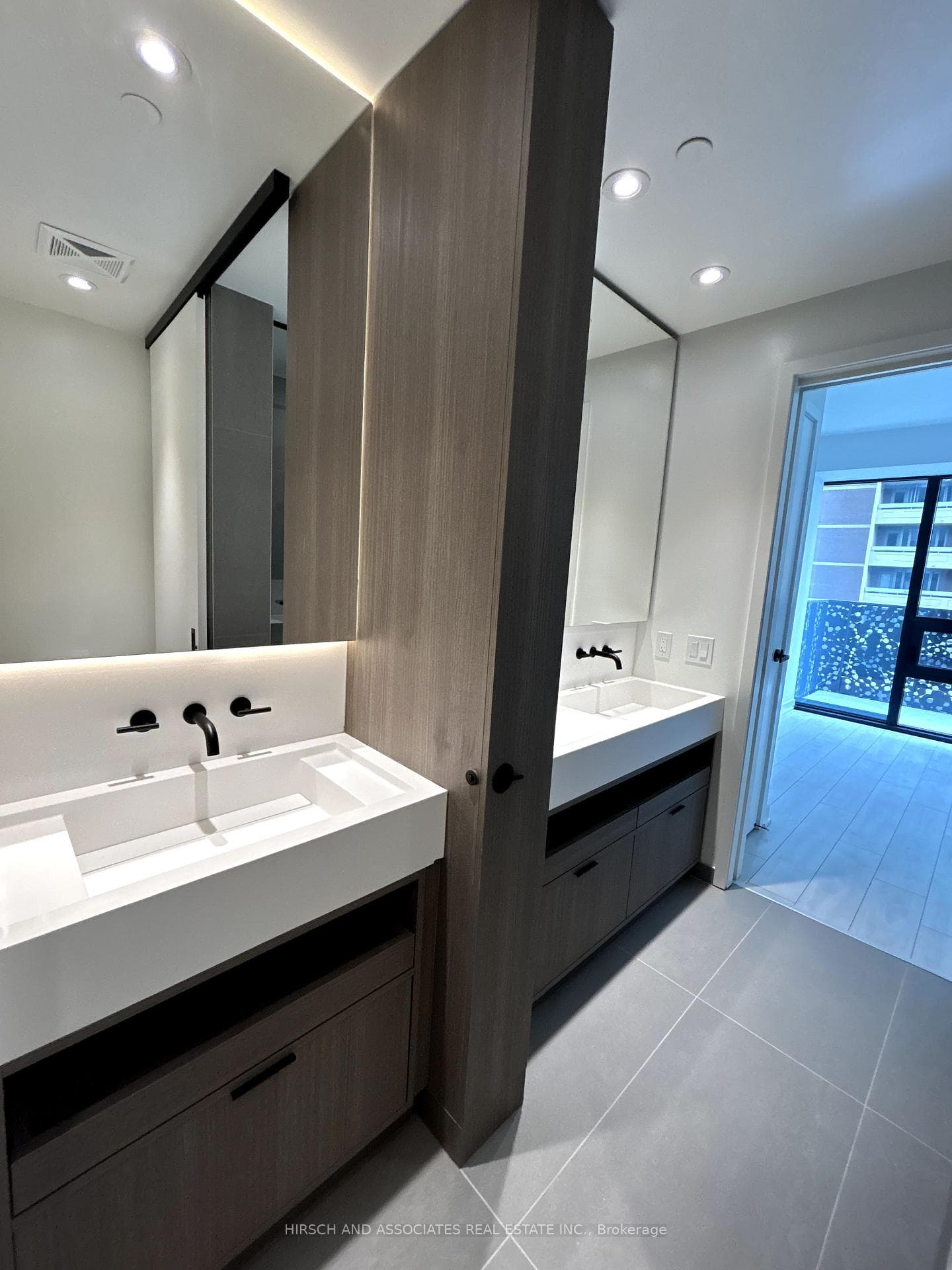 55 Charles Street Unit 1601 photo 27