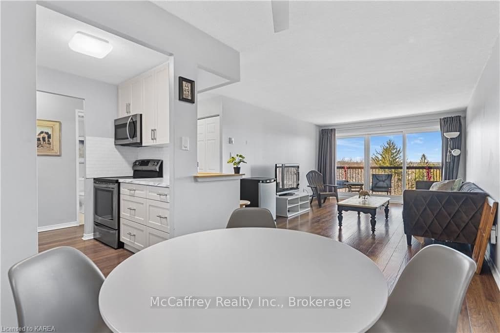 14 GREENVIEW Drive Unit 608 photo 9