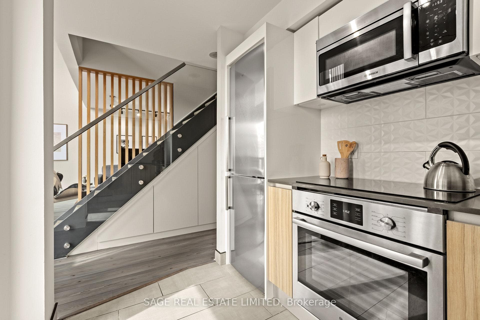 18 Merton Street Unit 506 photo 20