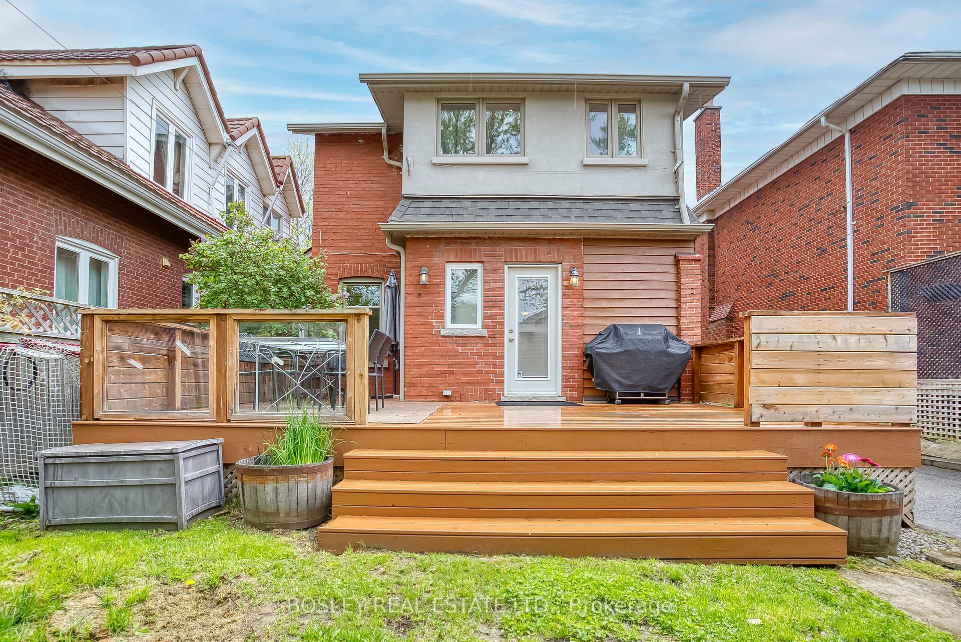 MASSIVE SUMMER TIME DECK