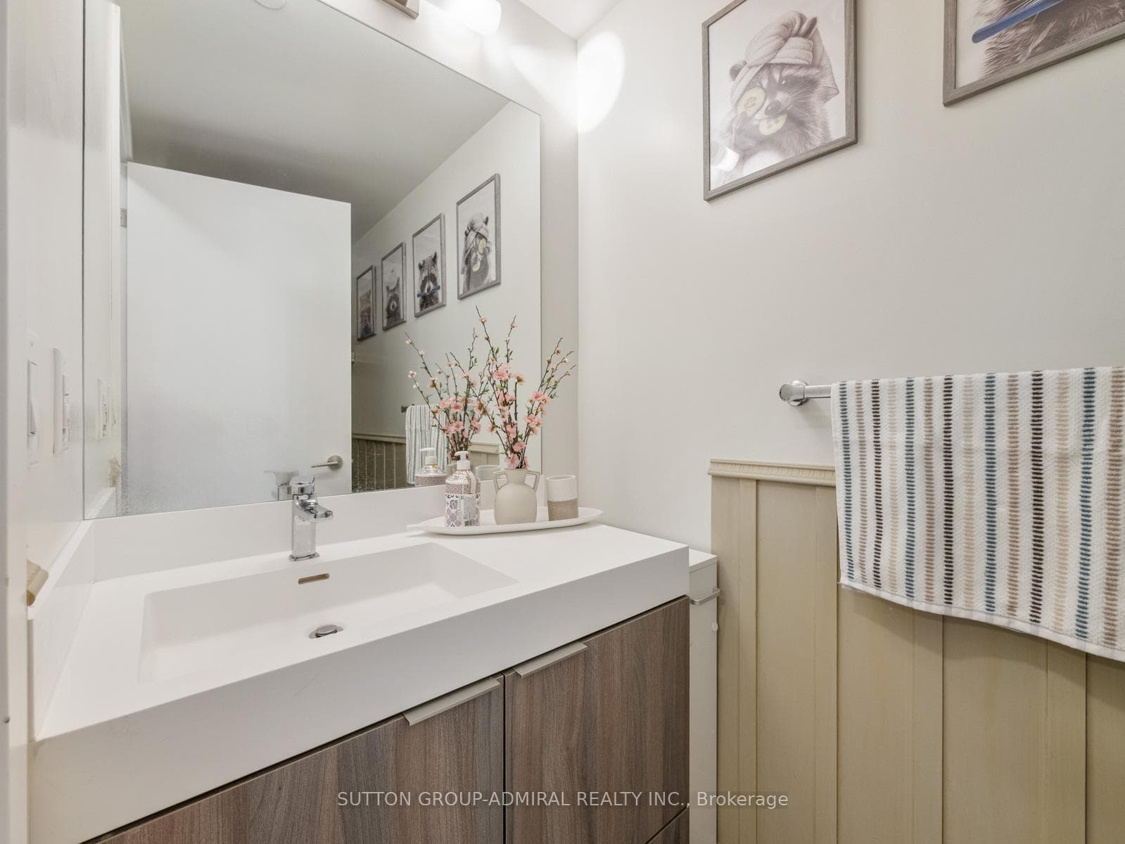 15 Maryport Avenue Unit 108 photo 13