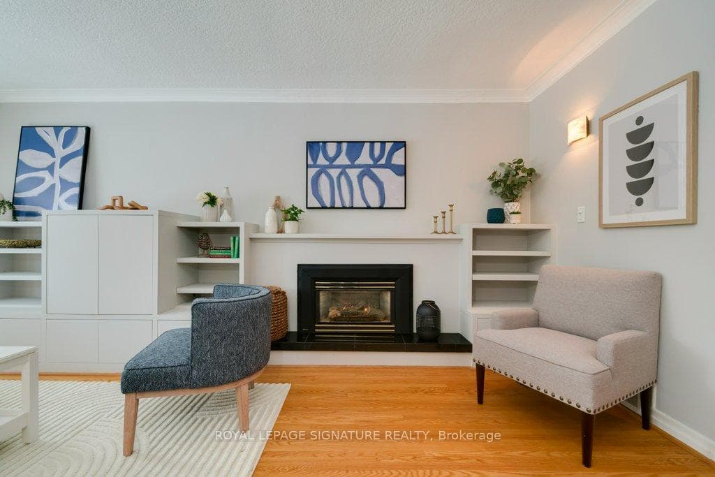 142 Elvaston Drive photo 4