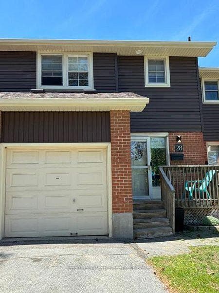 19 MacPherson Avenue Unit 28 photo 4